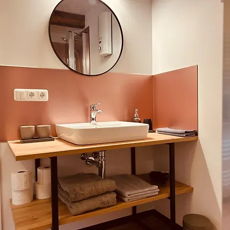 Lilienstein, Dachgeschoss-studio Neu 2026 Apartamento *